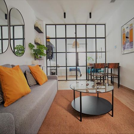 Pelicano Seville Apartments Extérieur photo